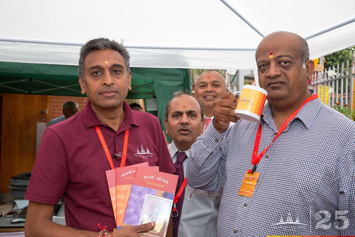 ©1987-2017 SKS Swaminarayan Temple East London